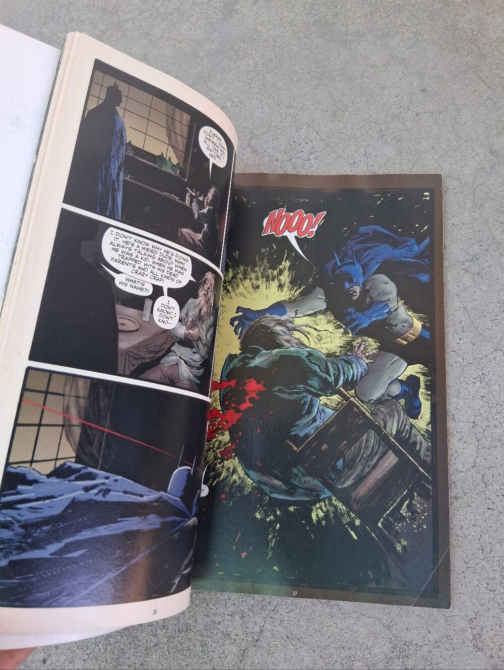 Batman Comic Book - Picture 6 of 8